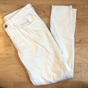 American Eagle White Skinny Jeans/Jeggings 6 Short
